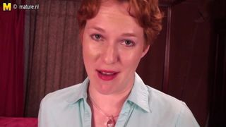 Amateur American housewife first time on cam